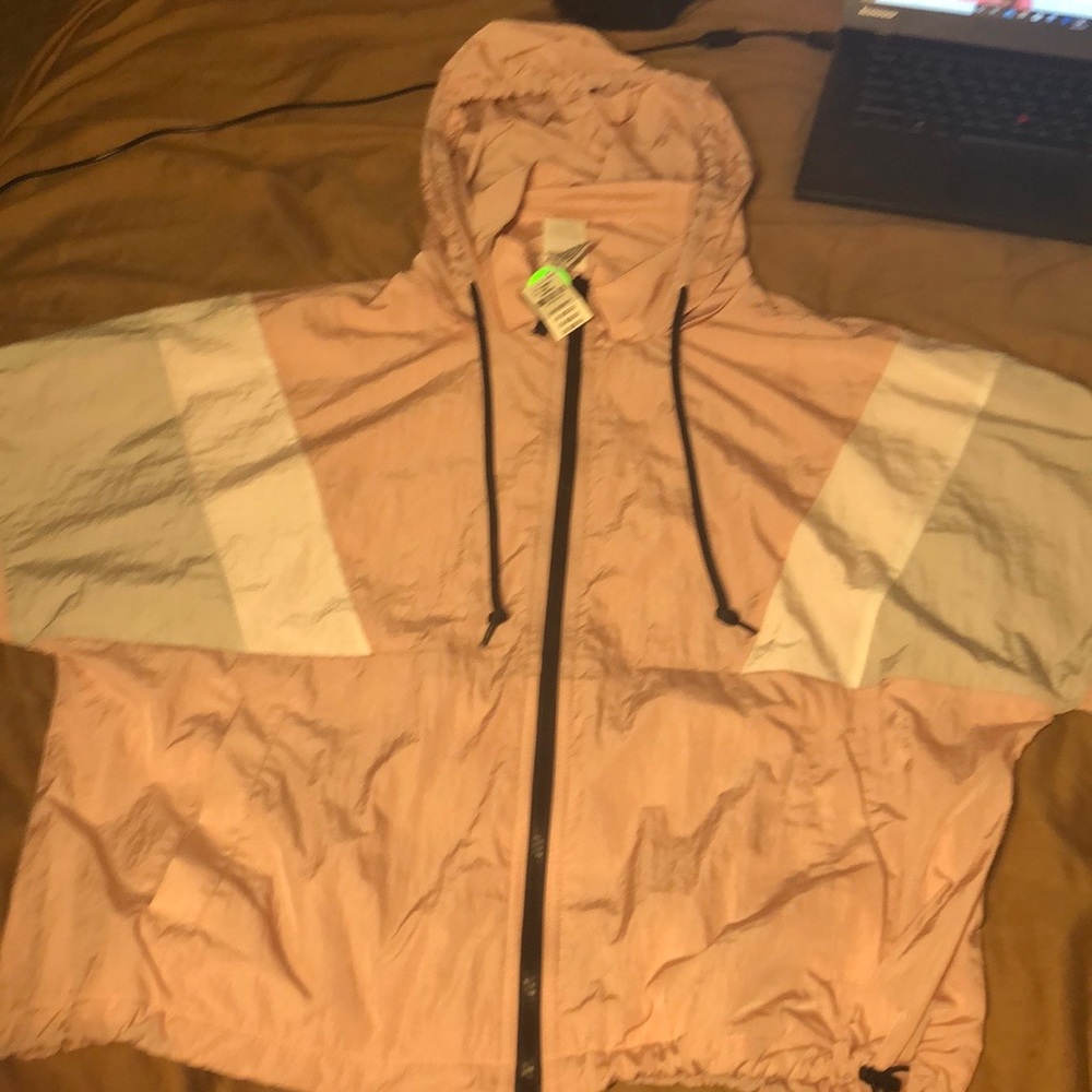 Pink Victoria’s Secret wind breaker - Picture 4 of 7